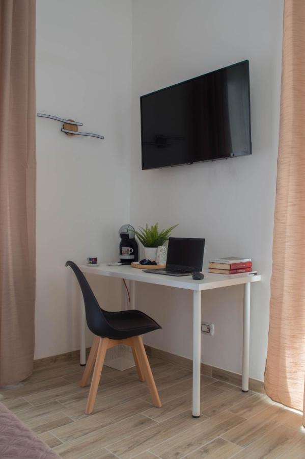 Tiber Rooms Testaccio Рим Экстерьер фото