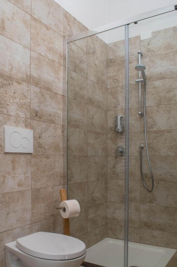 Tiber Rooms Testaccio Рим Экстерьер фото