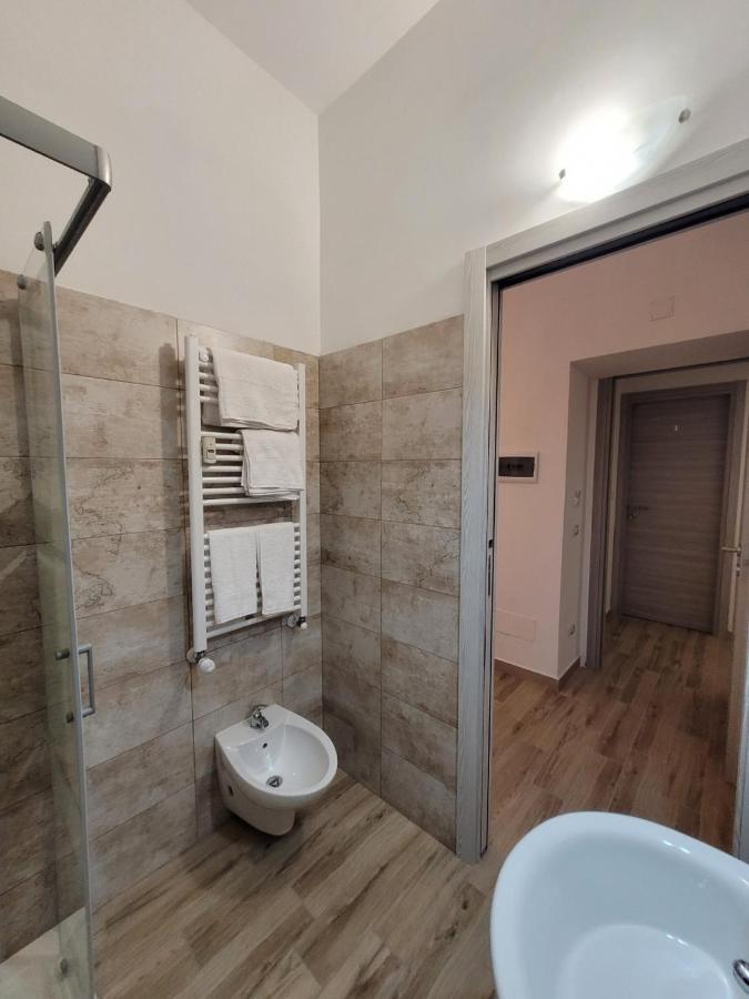 Tiber Rooms Testaccio Рим Экстерьер фото