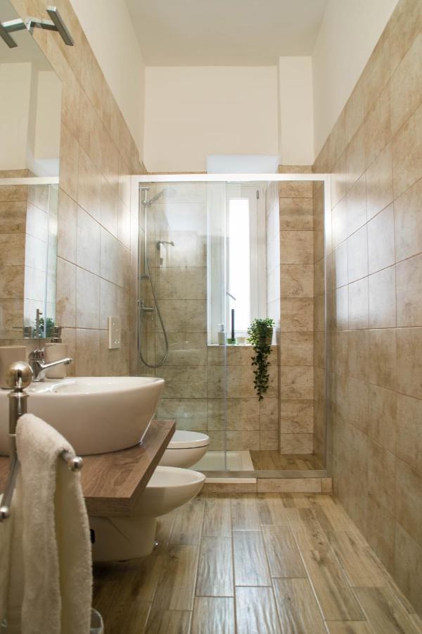 Tiber Rooms Testaccio Рим Экстерьер фото